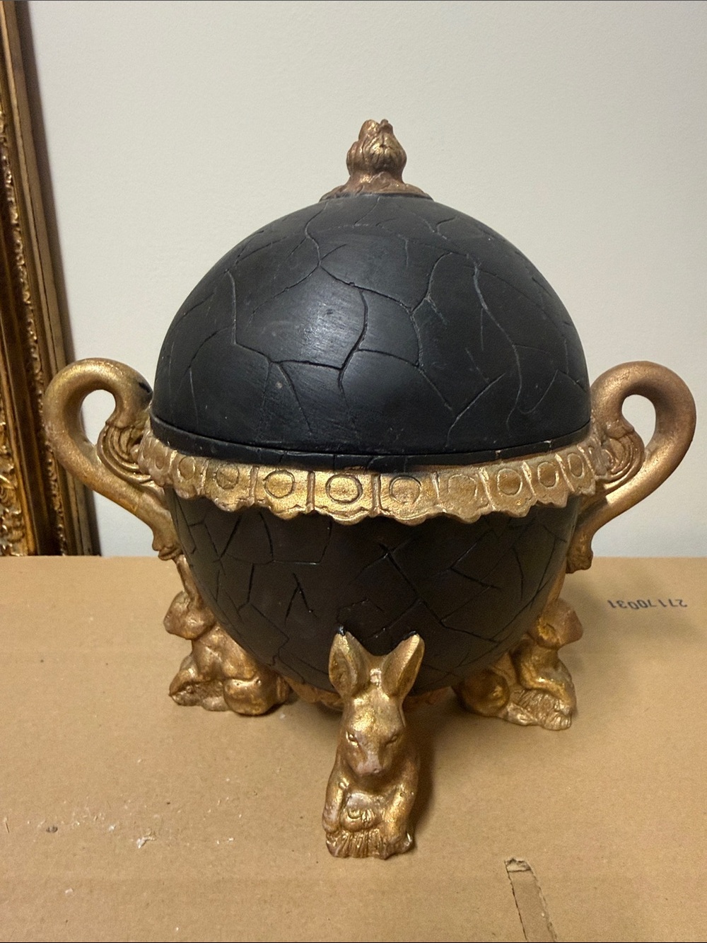 Stanley Black and Gold Decorative Covered Bowl with Rabbit Feet